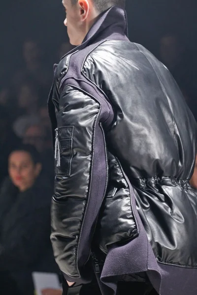 Look 92